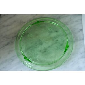 Jeanette Green Daisy Pattern 10" Uranium Glass Low Cake Stand Floral Pattern